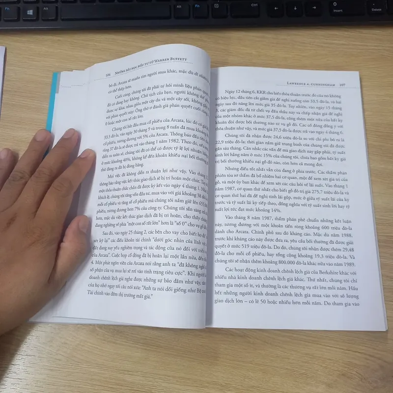Những Bài Học Đầu Tư Từ Warren Buffett - Lawrence A.Cunningham 733586
