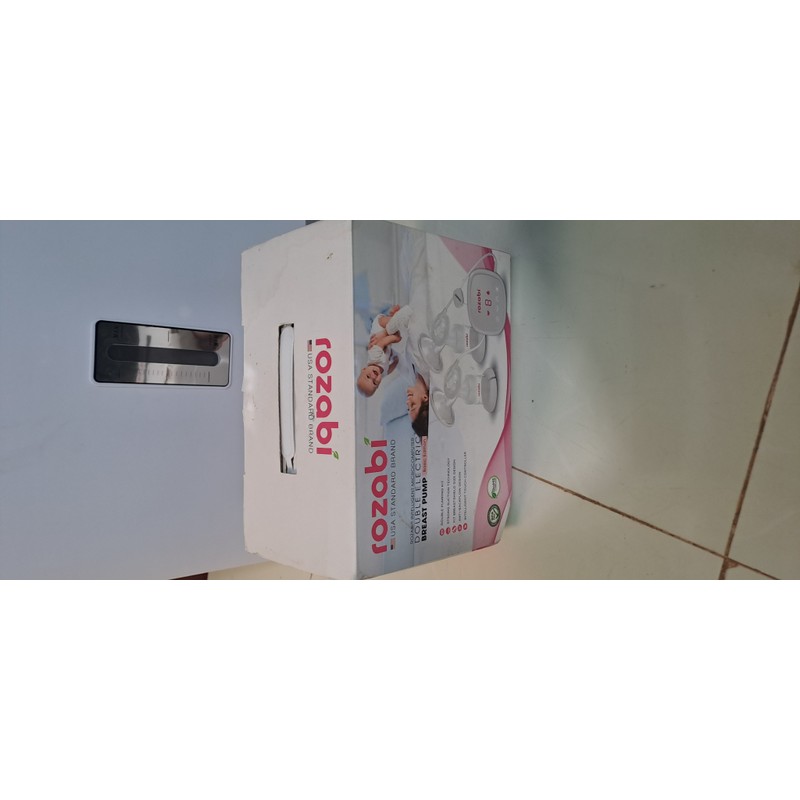 Thanh lý Máy hút sữa điện đôi Rozabi Compact 99426