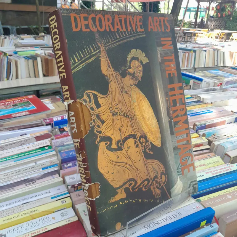 DECORATIVE IN THE HARMITAGE - NINA BIRIUKOVA 596453