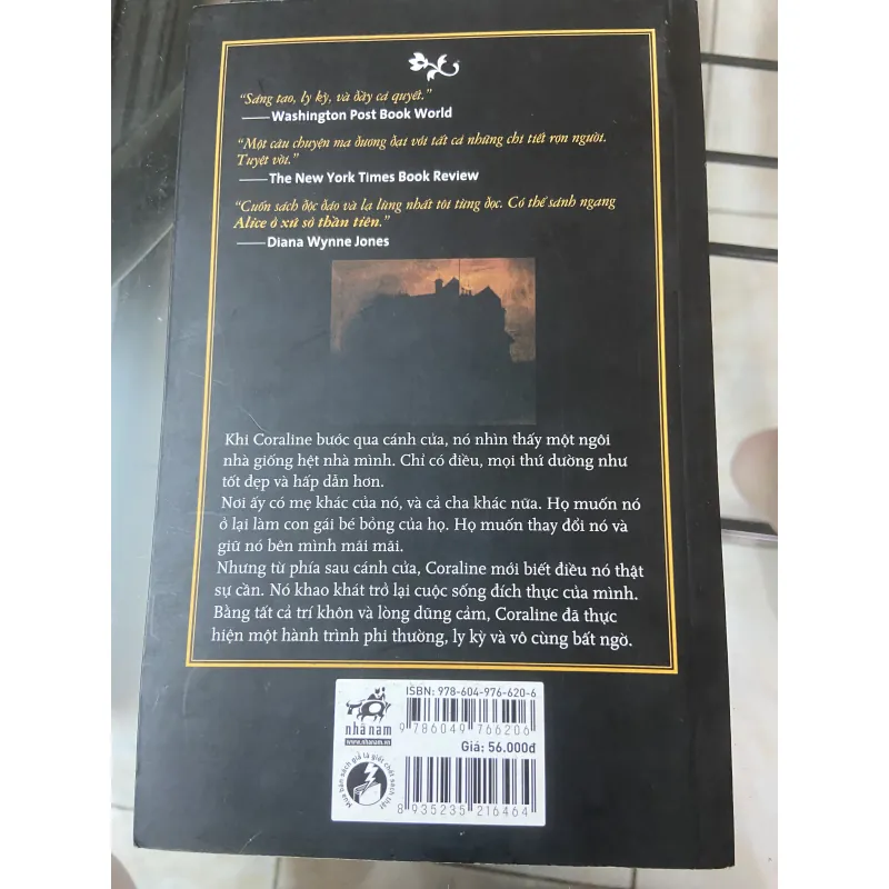 Coraline - Neil Gaiman 1032277
