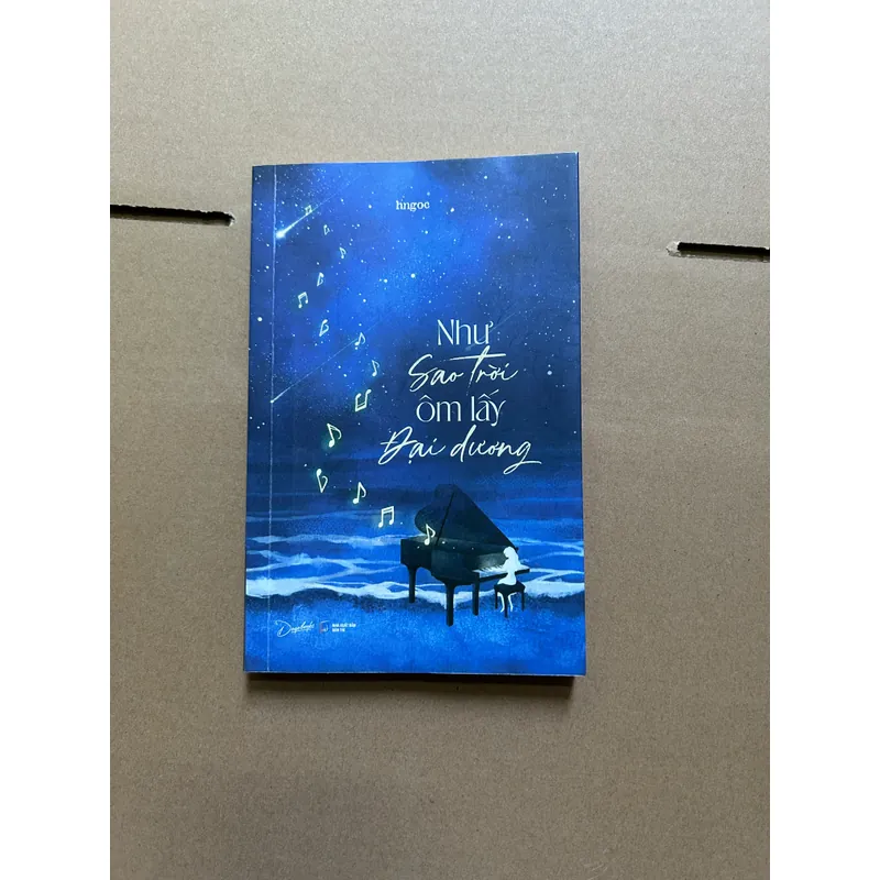 Như sao trời ôm lấy đại dương 722586