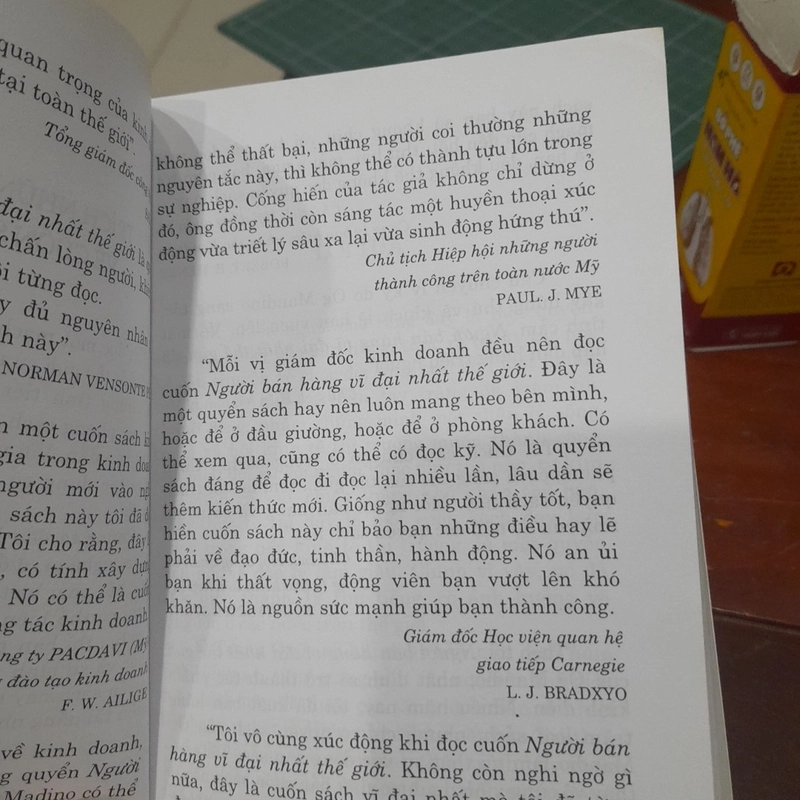 Og Mandino - NGƯỜI BÁN HÀNG vĩ đại NHẤT THẾ GIỚI  297310