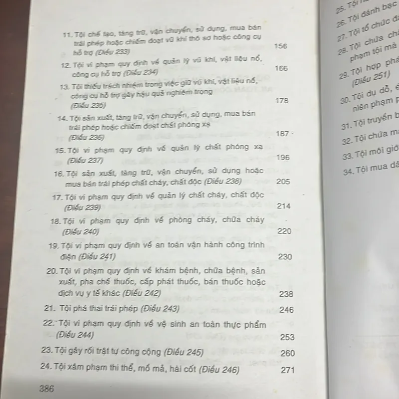 [luật] Đinh Văn Quế - Bình luận khoa học Bộ luật hình tập 9 - trật tự công cộng 166195