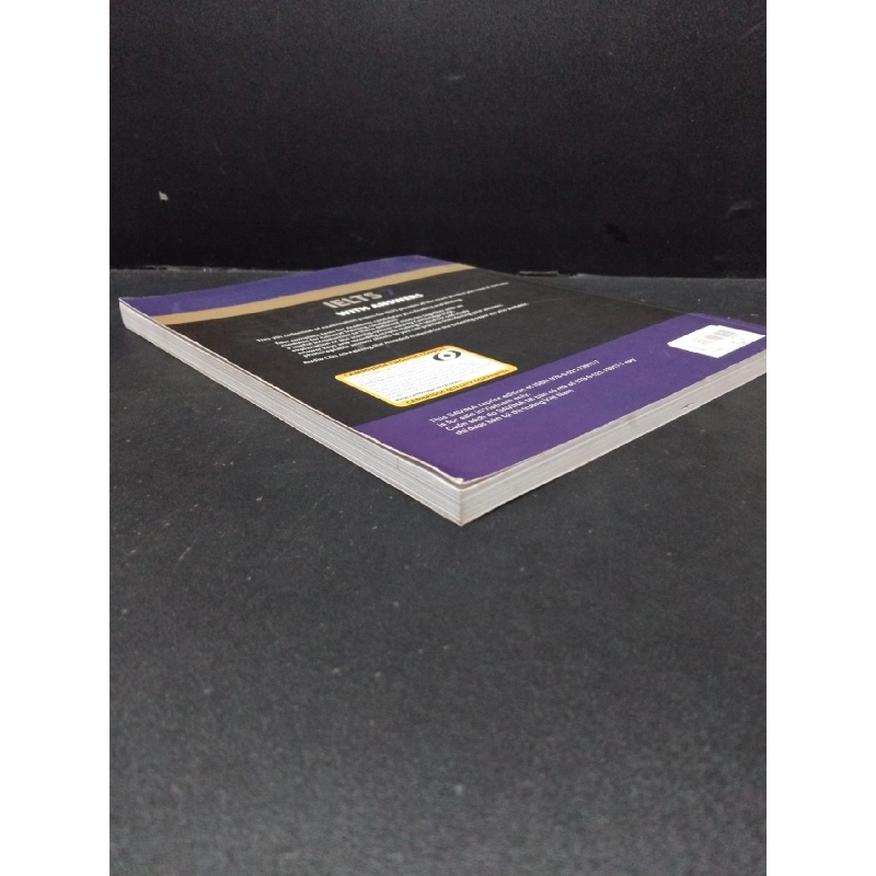 Cambridge English IELTS examination paper with answer 7 mới 80% bẩn bìa, ố nhẹ, tróc gáy, có chữ viết HCM1209 Cambridge Esol HỌC NGOẠI NGỮ 917147