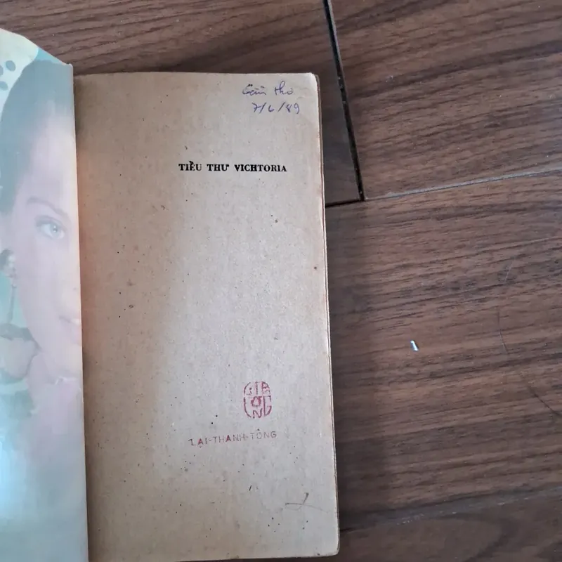 Tiểu thư vichtoria (nobel văn học) 597631