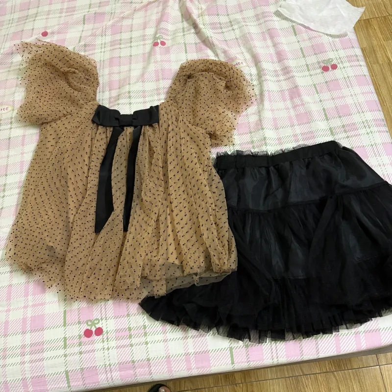 Set áo nữ chấm bi, kèm chân váy xoè tầng 989762