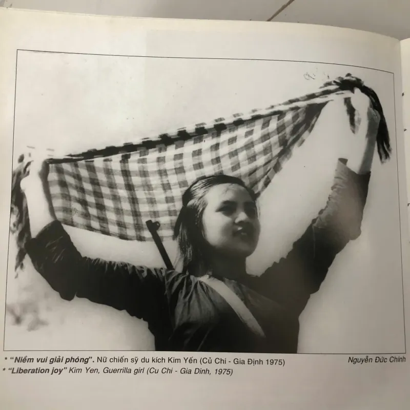 Ký ức thời oanh liệt - Nhà xuất bản Tổng hợp Thành phố Hồ Chí Minh 779791