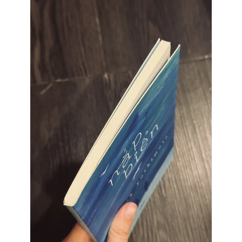 Nắp biển - Banana Yoshimoto 600967