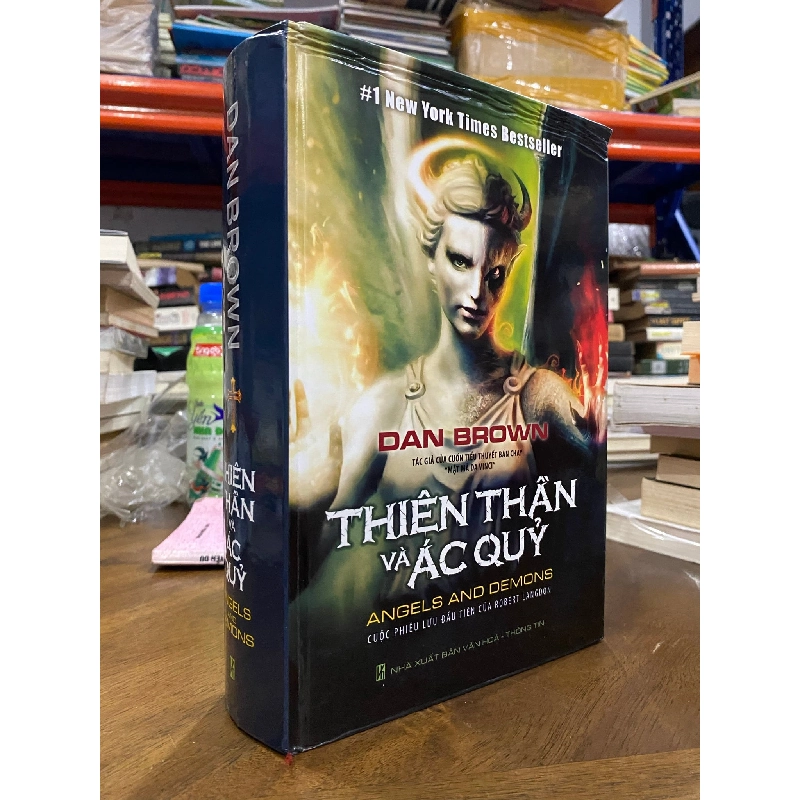 Thiên thần và ác quỷ - Dan Brown 125571