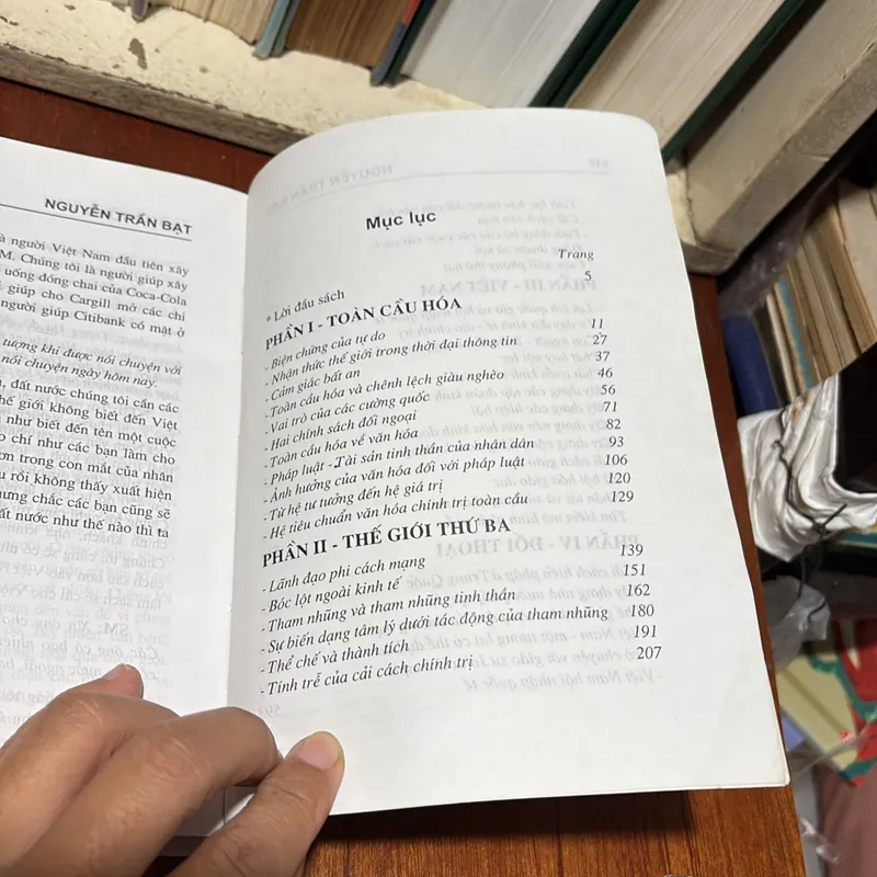 II Tựa Sách: Suy Tưởng & Cải Cách Và Sự Phát Triển - Nguyễn Trần Bạt - 2005 720580