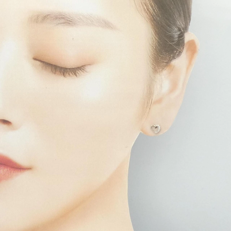 K18WG Bông tai kim cương hình trái tim 0.10CT - Hàng hiệu Chính hãng 868209