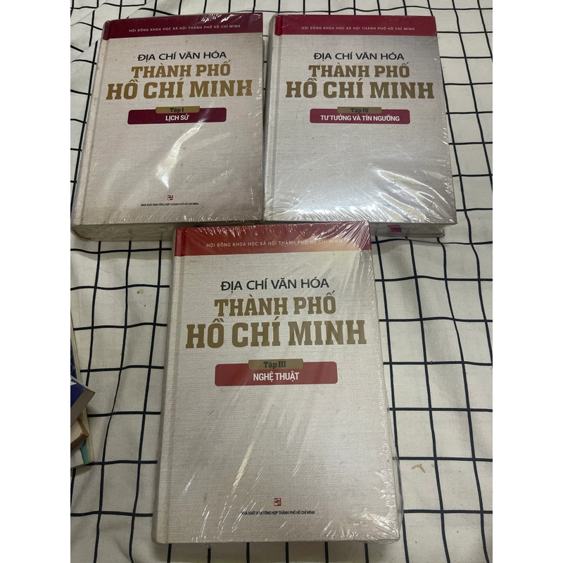 Địa chí thành phố hồ  chí minh 544305