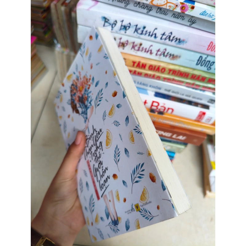 Bình thản yêu trong thế giới hỗn loạn 🌱 552815