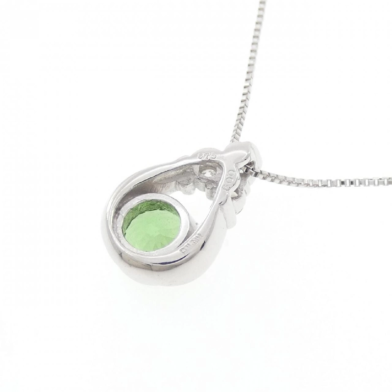 K18WG Ngọc lục bảo xanh 0.75CT - Hàng hiệu Chính hãng 865559