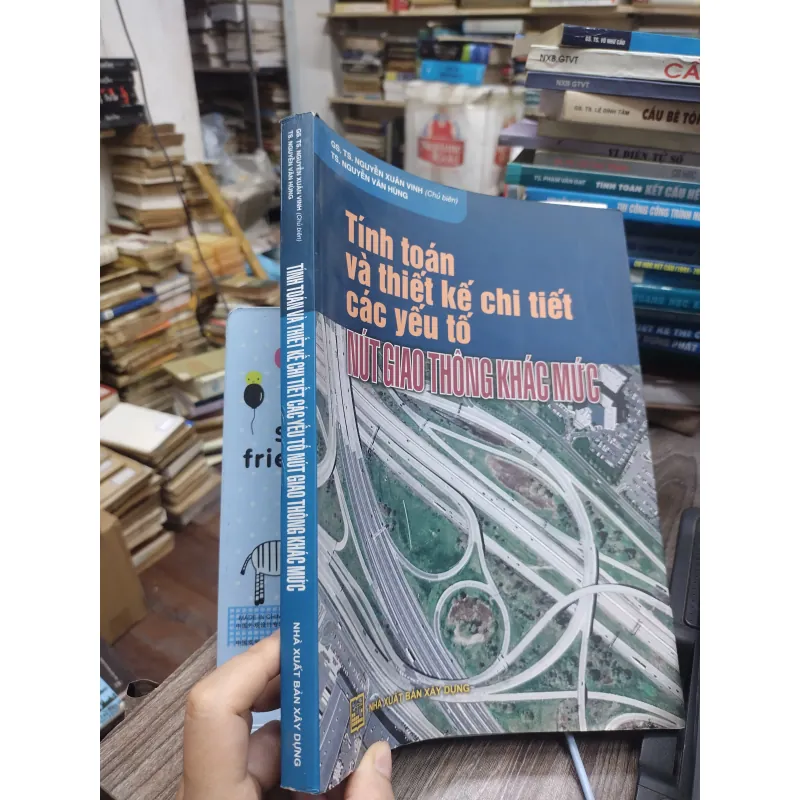 Sách: Tính toán và thiết kế chi tiết các yếu tốt nút giao thông khách mức (KT) 738382