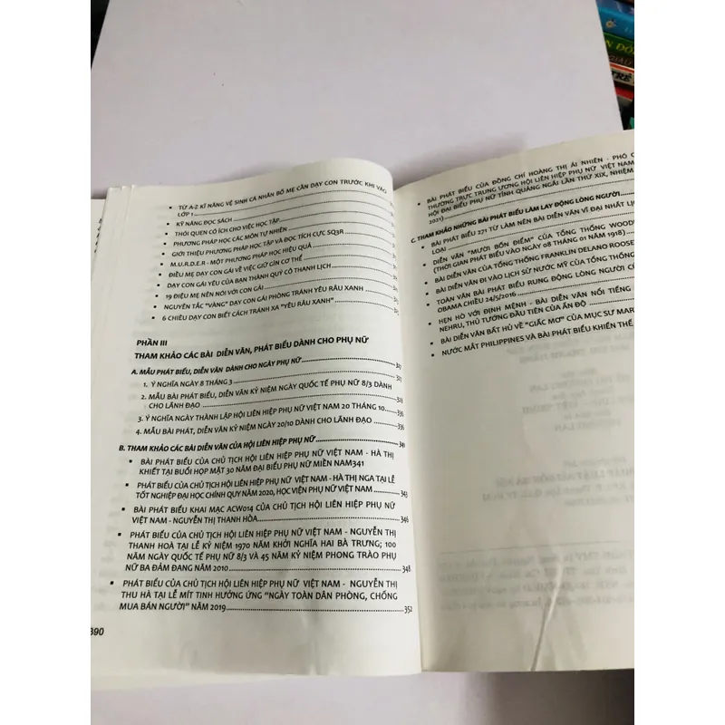 CẨM NANG CHĂM SÓC SỨC KHỎE DÀNH CHO PHỤ NỮ 726488