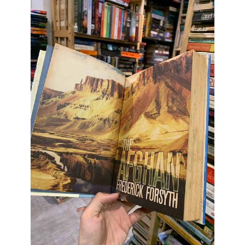 Reader Digest's Select Editions: The Afghan, Sun at Midnight, Echo Park, Messenger of Truth 301907