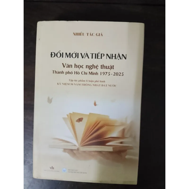 Đổi mới và tiếp nhận văn học nghệ thuật TPHCM 760198