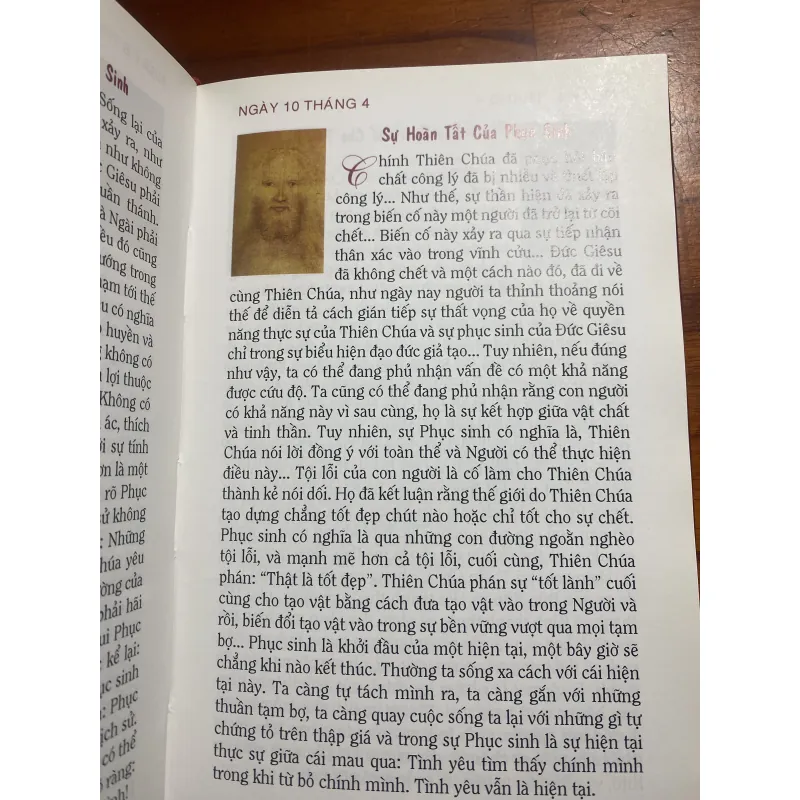 Từng ngày với Đức Giáo Hoàng Benedicto XVI - Suy niệm hàng ngày - Bìa cứng 751782