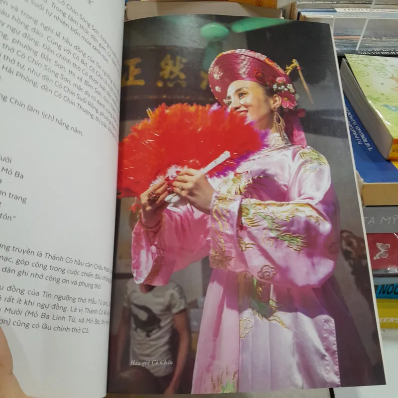 THỜ MẪU TỨ PHỦ - TRẦN QUANG DŨNG 729497