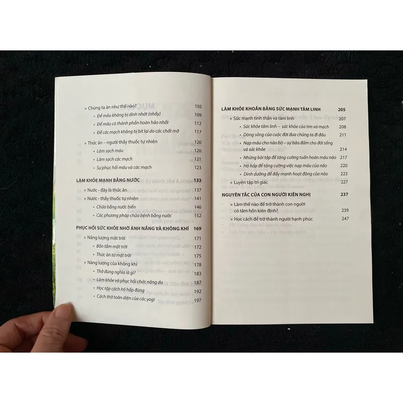 Làm sạch mạch và máu.- Nishi Katsuzo, một chuyên gia về y học tự nhiên. 1053992
