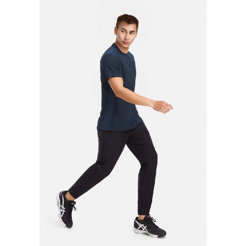 Quần thể thao Jogger co giãn 140k chưa mặc lần nào 4175
