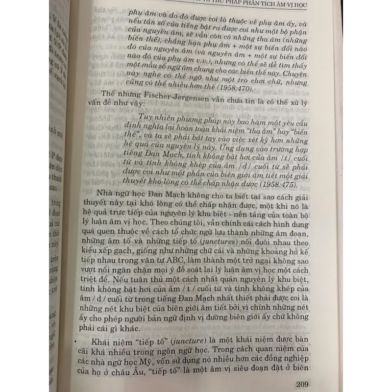 ÂM VỊ HỌC VÀ TUYẾN TÍNH (BÌA CỨNG) - CAO XUÂN HẠO 1026679