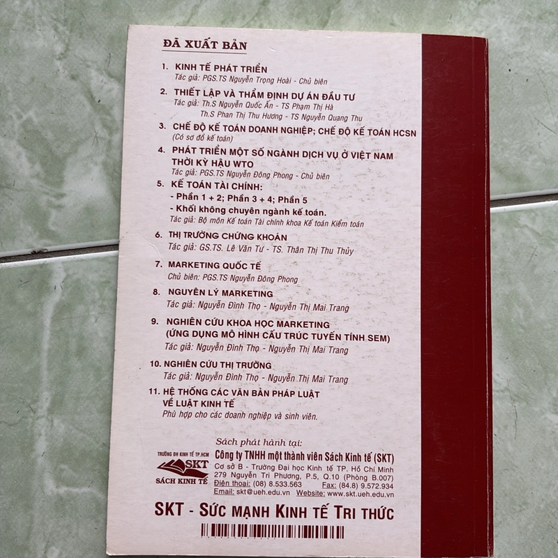 Sách kinh tế chính trị Mác - Lênin 499959