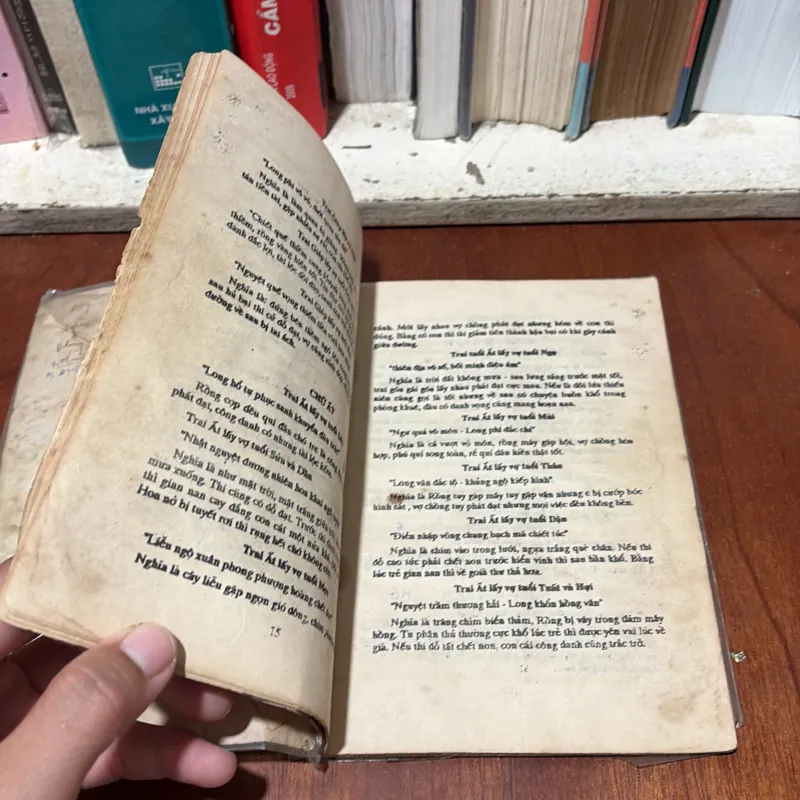 II Huyền Học: Sách Số Coi Tuổi Làm Nhà Và Dựng Vợ Gả Chồng - Chiêm Gia Tinh Huỳnh Liên 776821