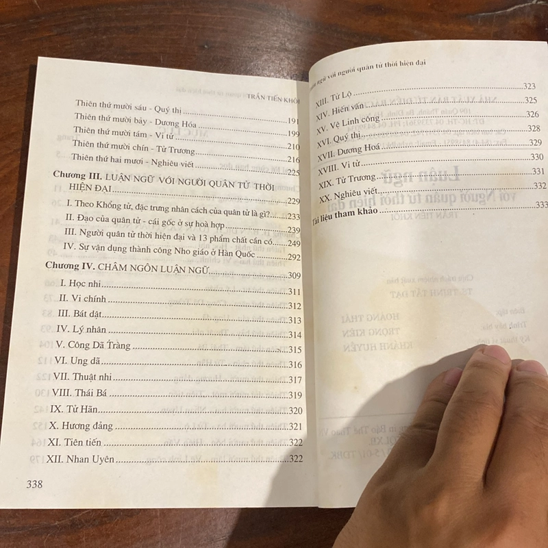 LUẬN NGỮ VỚI NGƯỜI QUÂN TỬ THỜI HIỆN ĐẠI, CÓ CHỮ HÁN, XUẤT BẢN NĂM 2008 471766