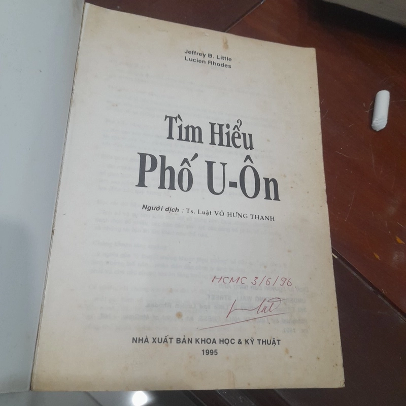 Jeffrey B. Little, Lucien Rhodes - TÌM HIỂU PHỐ U - ÔN 308530