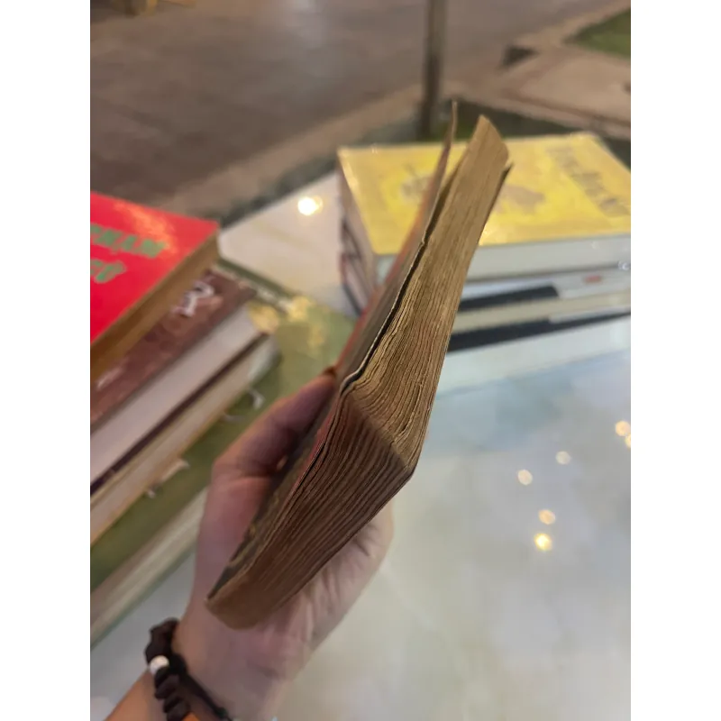 NHỮNG NGỌN GIÓ HUATÁT - NGUYỄN HUY THIỆP  1031431