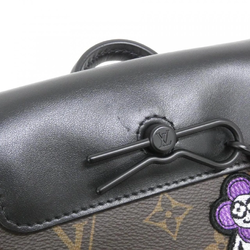Túi đeo vai Louis Vuitton Monogram (LV Friends) Steamer XS M80327 608675