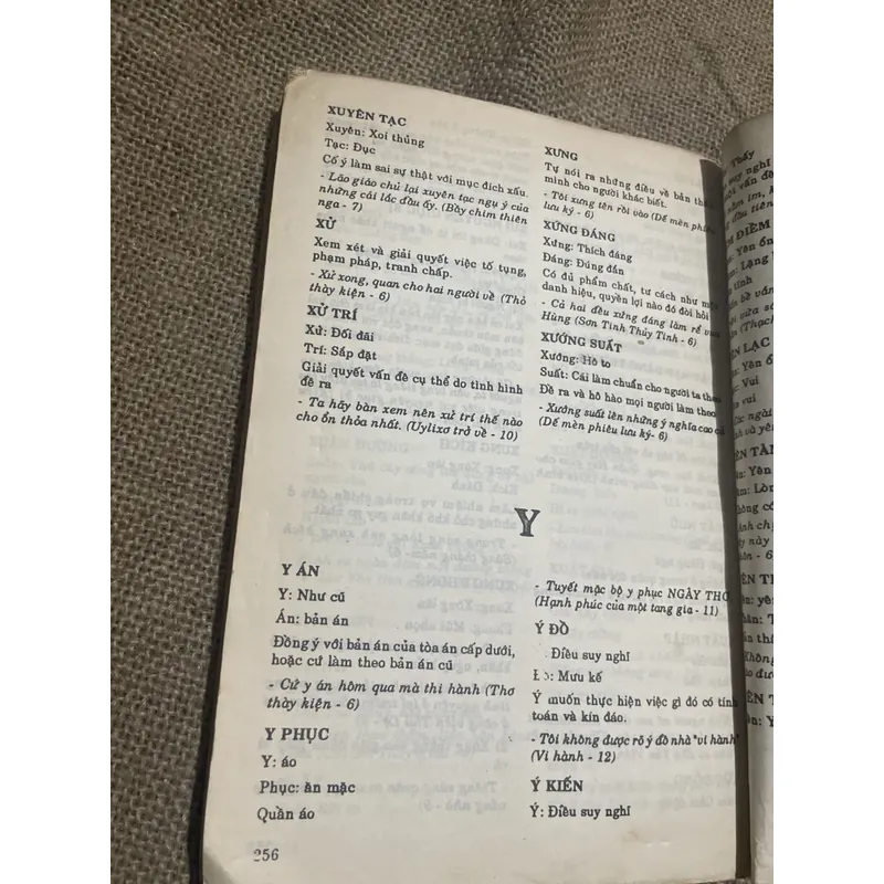 Từ và ngữ Hán Việt - sách khổ lớn - 250 trang  707832