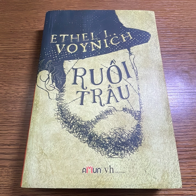 Ruồi trâu Ethel L. Voynich 370132