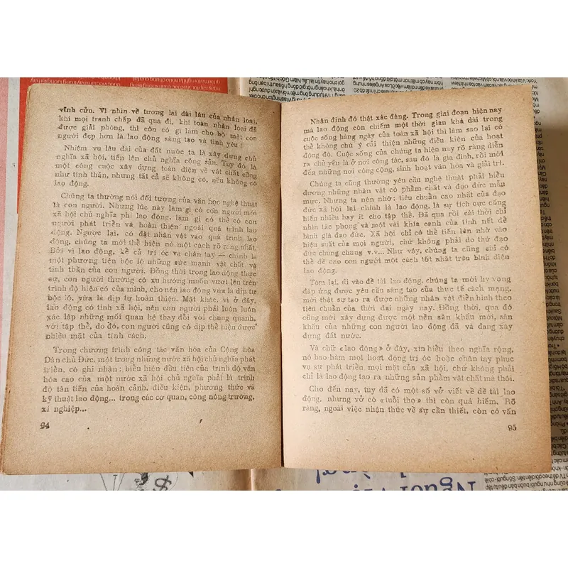 Sân khấu & tiểu luận - tác giả: Đình Quang 716328