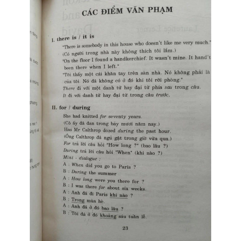 Những câu chuyện ngắn thế kỷ 20 _  120 bài tập Tiếng Anh 298265