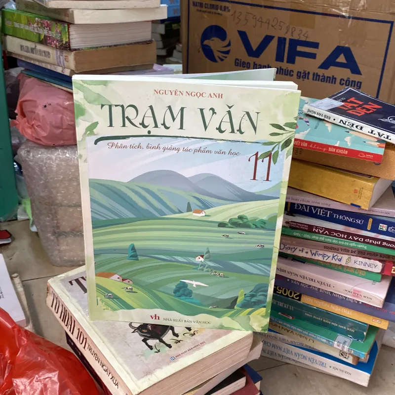 Trạm Văn - Nguyễn Ngọc Anh 1002299