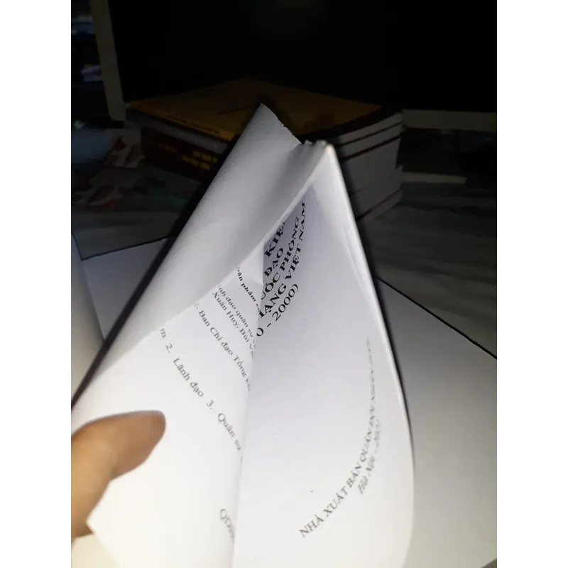 Biên niên sự kiện Đảng lãnh đạo quân sự và quốc phòng trong cách mạng Việt Nam (1930-2000) 688393