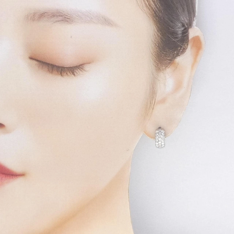 Bông tai kim cương K18WG 1.00CT - Hàng hiệu Chính hãng 874367