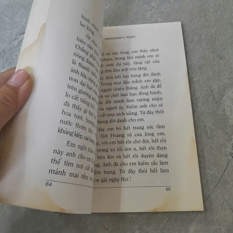 LỜI DÂNG, TÂM TÌNH HIẾN DÂNG, TẶNG VẬT - ĐỖ KHÁNH HOAN DỊCH 784337