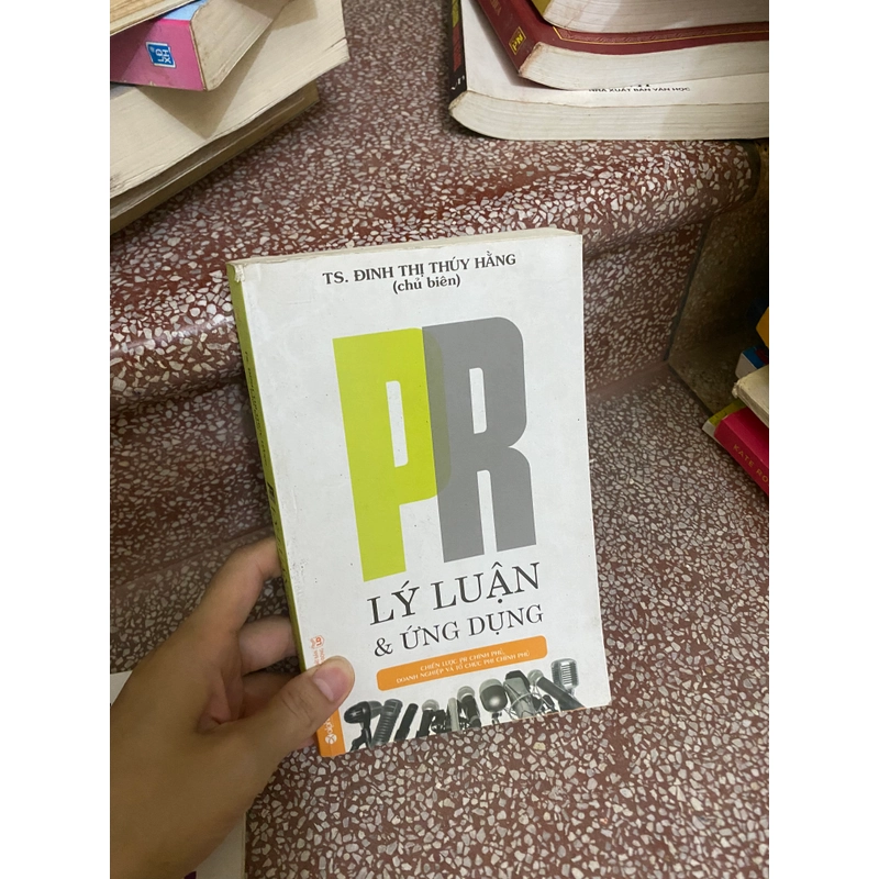 Sách pr lý luận và ứng dụng 309521