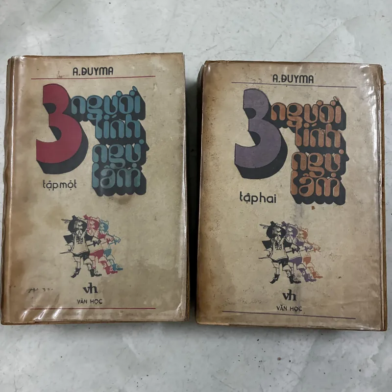 Ba người lính ngự lâm (Bộ 2 tập) 1024612