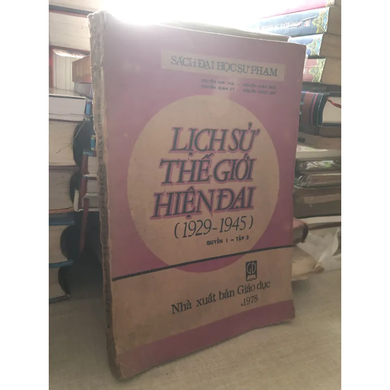 Lịch sử thế giới hiện đại quyển 1 tập 2 1001020
