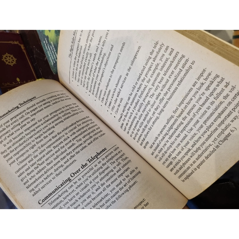 Top Telemarketing Techniques : Use your voice and emotions to make the sale - Ellen Bendremer 377084