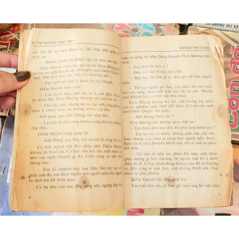 Tiểu thuyết lãng mạn Việt Nam MƯA TRÊN PHỐ LẠ (Hoàng Thu Dung) 782359