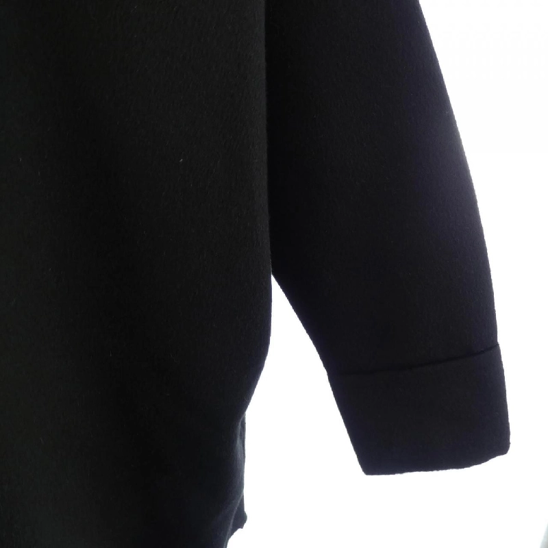 Áo khoác PRADA logo tam giác P6680 S212 1Y5Z - Hàng hiệu Chính hãng 823936