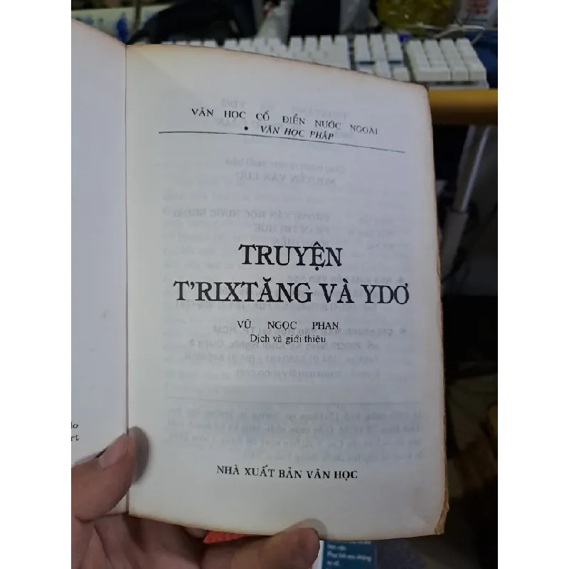 Truyện T'Rixtang & Y Dơ Vũ Ngọc Phan mới 80% ố 2001 Văn học nước ngoài HCM1709 559917