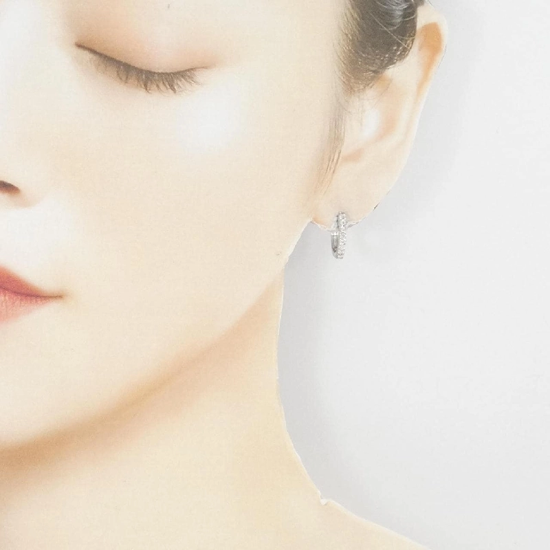 K18WG Bông tai kim cương 0.50CT - Hàng hiệu Chính hãng 863907