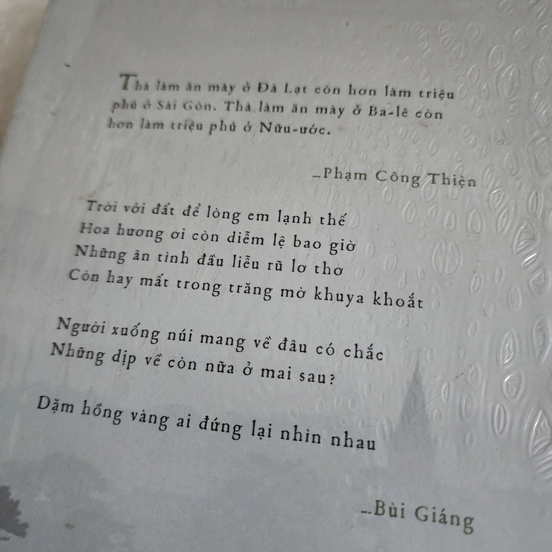 Miền sương khói giai phẩm về Đà Lạt | nhiều tác giả  517973
